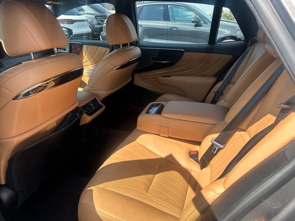 Used 2021 Lexus LS 500 AWD w/ Interior Upgrade Package image 6