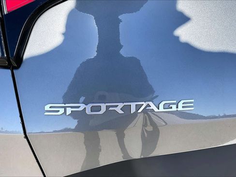 Certified 2023 Kia Sportage LX AWD/4WD image 16