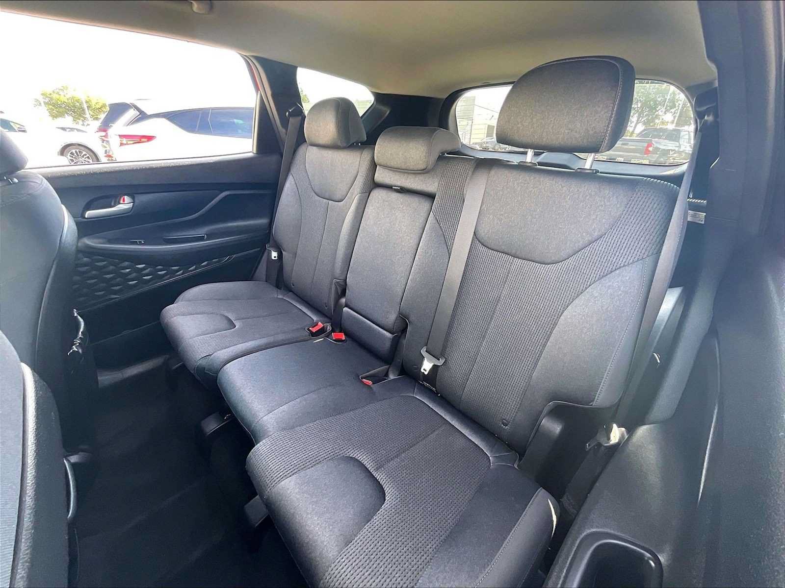 Used 2020 Hyundai Santa Fe SEL FWD image 27