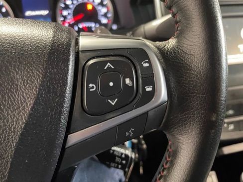 Used 2016 Toyota Camry SE image 24