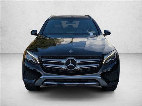 Used 2018 Mercedes-Benz GLC 350e 4MATIC image 2