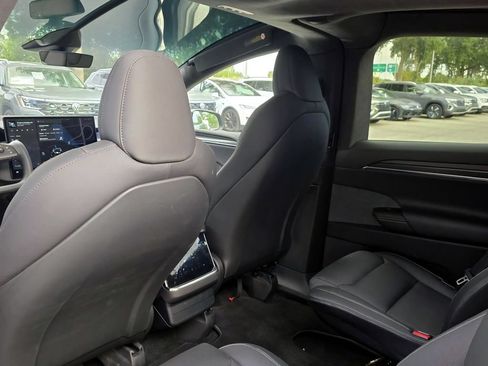Used 2022 Tesla Model X Plaid AWD/4WD image 16