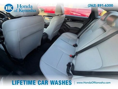Used 2025 Honda Civic Sport Touring image 7