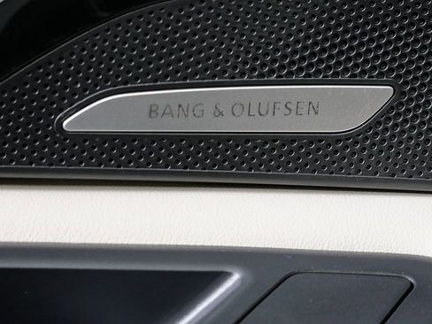 Used 2025 Audi Q5 Premium Plus w/ Premium Plus image 7