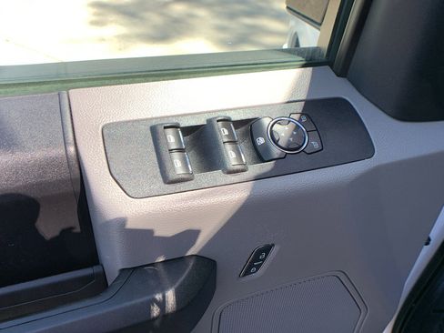 Used 2019 Ford F250 XL w/ XL Value Package AWD/4WD image 10