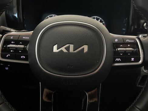 Used 2023 Kia Sorento SX AWD/4WD image 68
