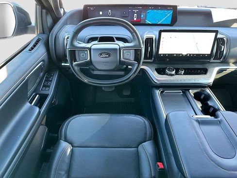 Used 2025 Ford Expedition Tremor image 22