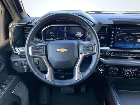 Used 2024 Chevrolet Silverado 2500 High Country w/ Technology Package image 6