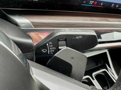 Used 2023 BMW 760i xDrive image 48