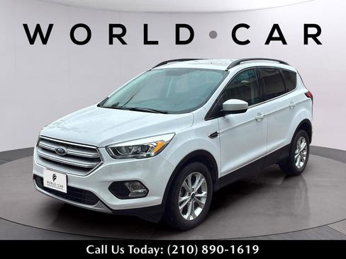 Used 2019 Ford Escape SEL FWD image 10