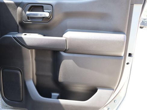 Used 2025 Chevrolet Silverado 1500 Custom w/ LPO, Dark Essentials Package AWD/4WD image 10