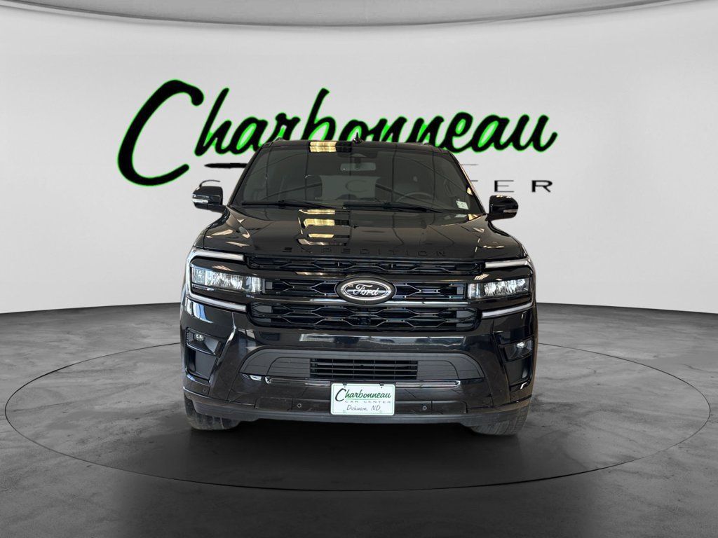 Used 2024 Ford Expedition Max Limited AWD/4WD image 8