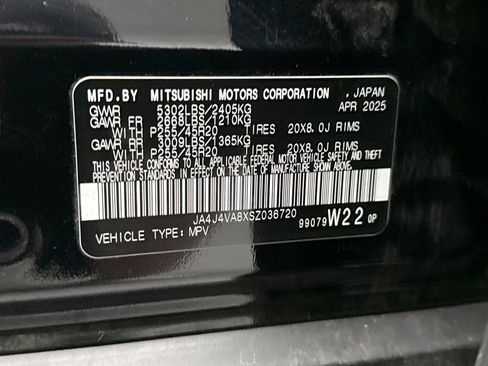 Used 2025 Mitsubishi Outlander SE image 24