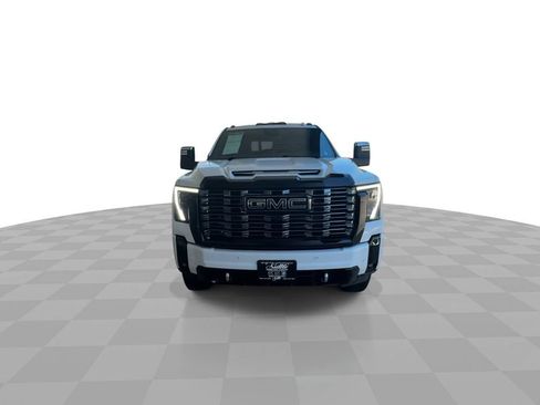 Certified 2026 GMC Sierra 2500 Denali Ultimate AWD/4WD image 3