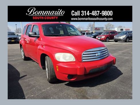 Used 2010 Chevrolet HHR LS image 1