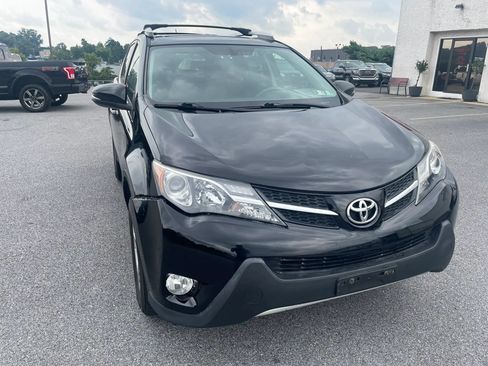 Used 2013 Toyota RAV4 XLE AWD/4WD image 2