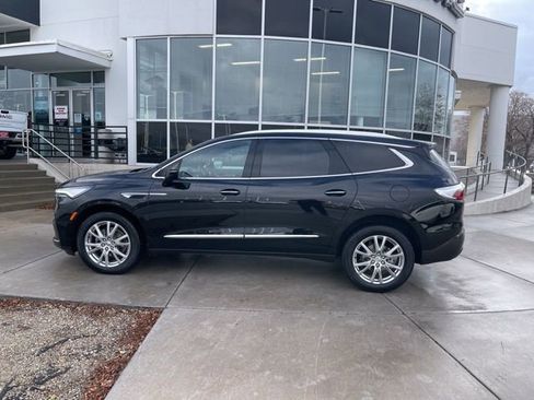 Certified 2023 Buick Enclave Premium w/ Experience Buick Package image 4