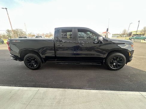 Used 2024 Chevrolet Silverado 1500 Custom image 6