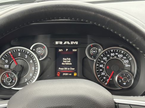 Used 2024 RAM 2500 Big Horn image 27