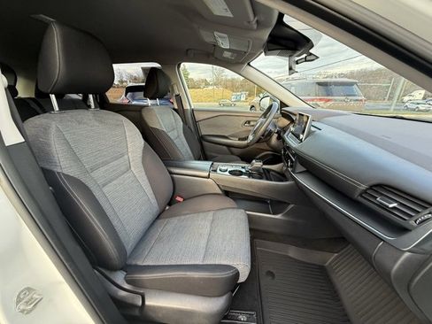 Certified 2021 Nissan Rogue S image 18