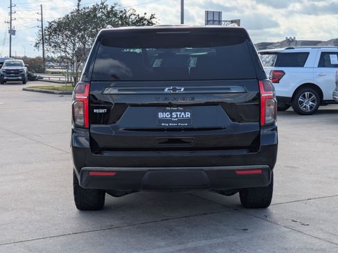 Used 2022 Chevrolet Tahoe Z71 w/ Luxury Package image 5