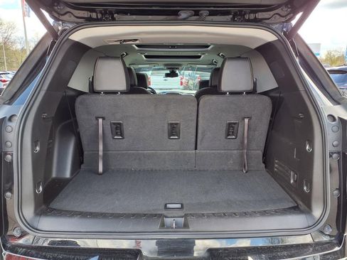 Used 2019 Chevrolet Traverse Premier w/ Redline Edition AWD/4WD image 8