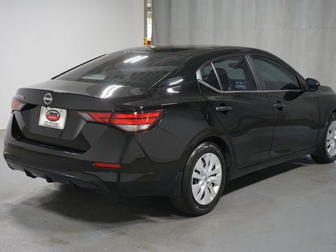 Used 2024 Nissan Sentra S FWD image 8
