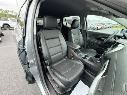 Used 2024 GMC Terrain SLT w/ Tech Package AWD/4WD image 30