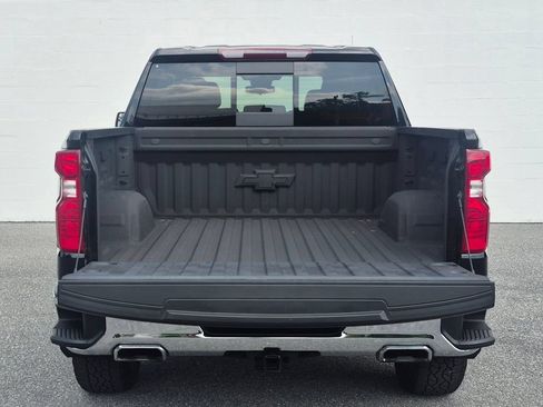 Used 2023 Chevrolet Silverado 1500 LT AWD/4WD image 13