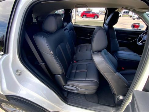 Used 2025 MAZDA CX-90 3.3 Turbo w/ Select Package image 19