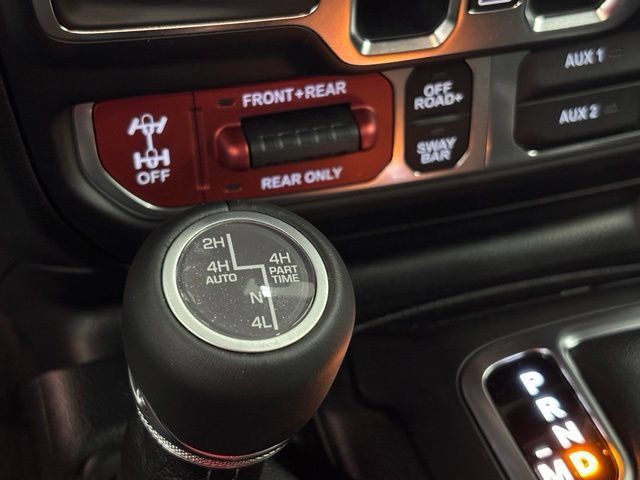 Used 2026 Jeep Wrangler Unlimited Rubicon AWD/4WD image 42