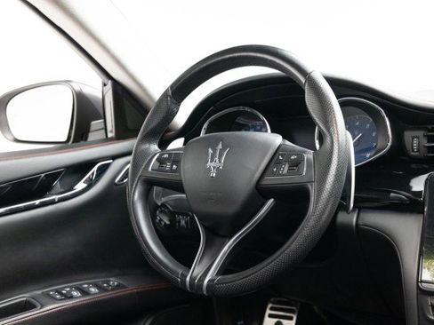 Used 2017 Maserati Quattroporte S GranSport Q4 image 10