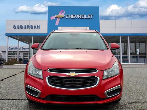 Used 2016 Chevrolet Cruze LT image 2