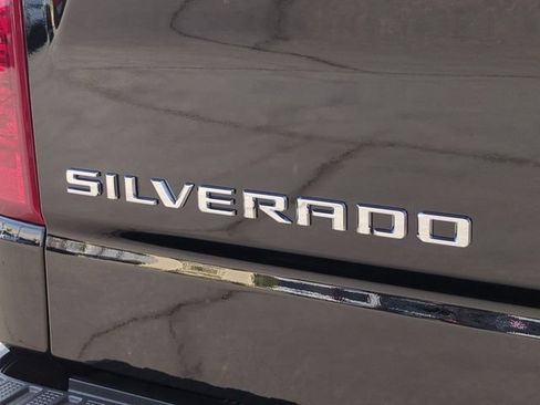 Used 2026 Chevrolet Silverado 1500 LT AWD/4WD image 32