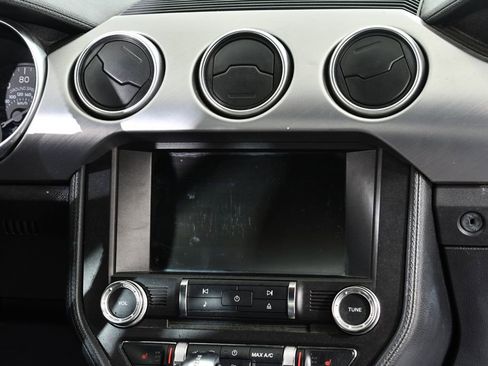 Used 2018 Ford Mustang Premium image 9