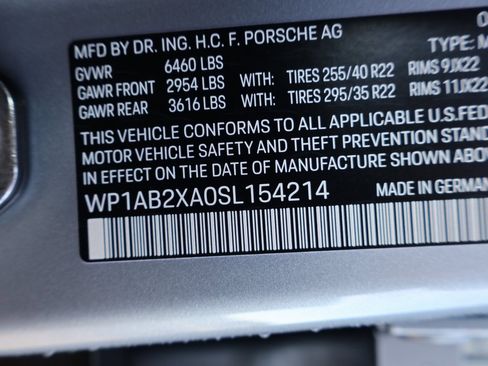 New 2025 Porsche Macan 4S Electric image 41