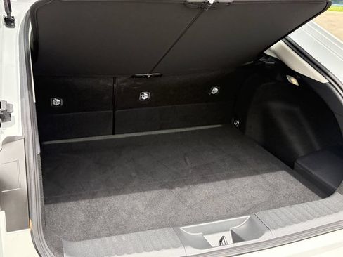 Certified 2026 Toyota Prius XLE FWD image 18