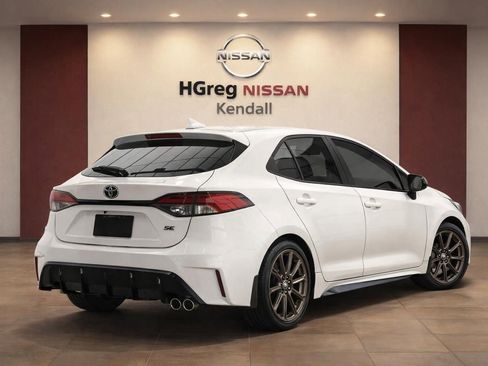 Used 2024 Toyota Corolla Sedan FWD image 4