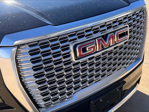 Used 2024 GMC Yukon Denali image 29