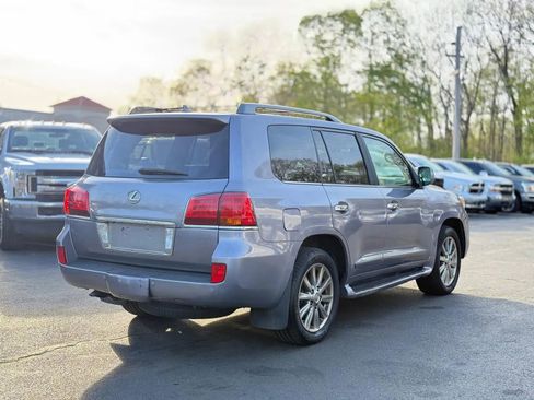 Used 2011 Lexus LX 570 4WD w/ Luxury Pkg image 5