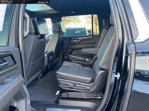 New 2026 GMC Yukon XL Elevation w/ Elevation Premium Package image 12