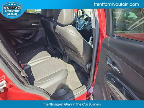 Used 2022 Buick Encore Preferred image 35