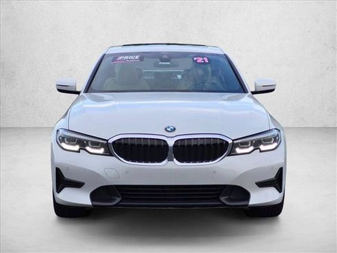 Used 2021 BMW 330i Sedan w/ Premium Package RWD image 2
