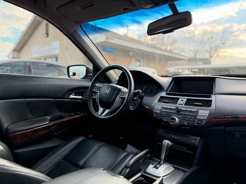 Used 2010 Honda Crosstour EX-L image 22