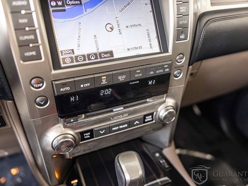 Used 2020 Lexus GX 460 Premium image 28