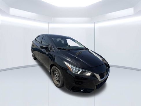 Used 2021 Nissan Versa S FWD image 4