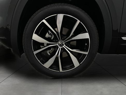New 2026 Volkswagen Atlas SEL Premium R-Line AWD/4WD image 13