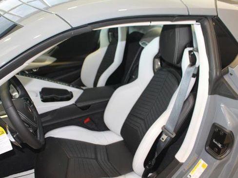 New 2024 Chevrolet Corvette Stingray Premium Conv w/ Z51 Performance Package image 10