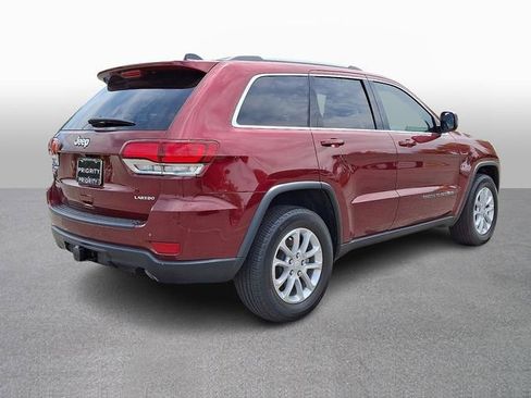 Used 2021 Jeep Grand Cherokee Laredo X AWD/4WD image 4