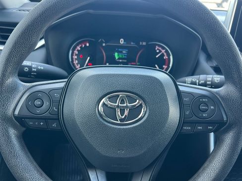 Certified 2025 Toyota RAV4 XLE AWD/4WD image 20